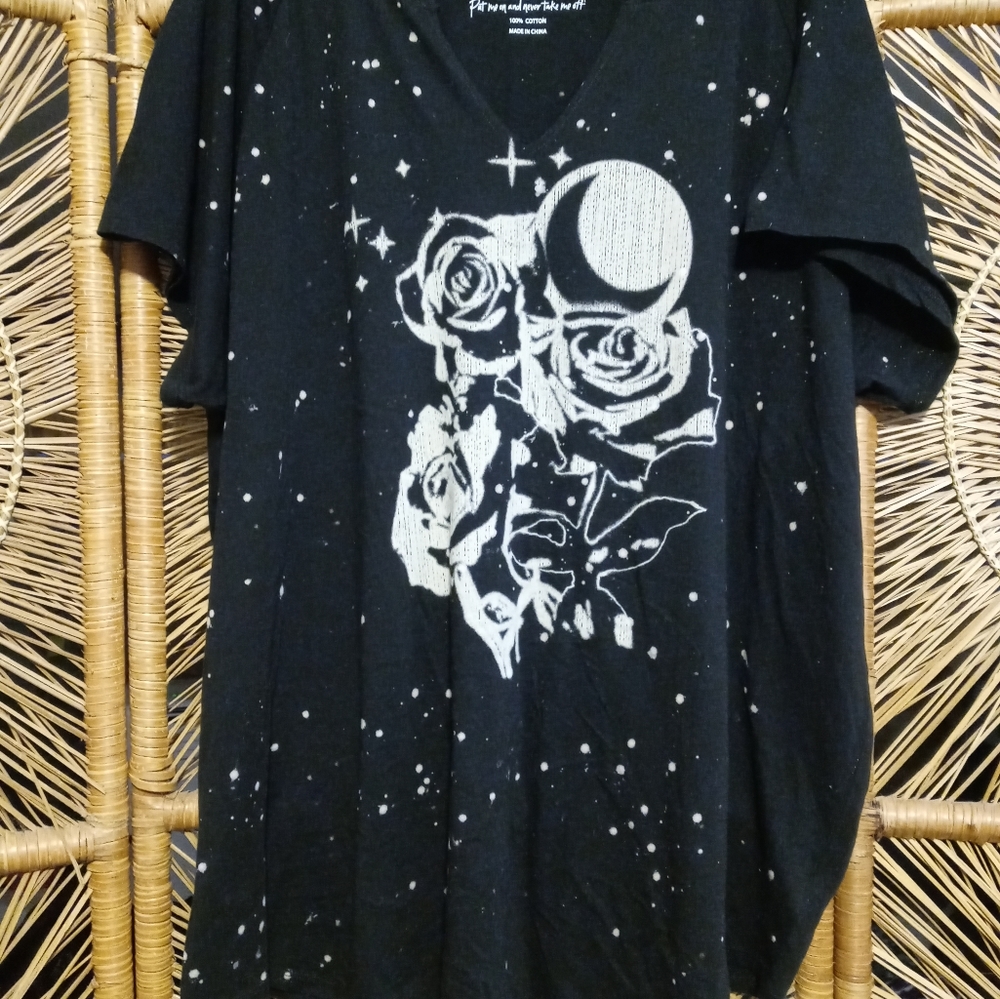 Torrid Blurred Roses Tee
